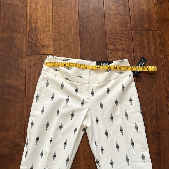 Women's Apt. 9 Fit Capri Pant Size::4 - Picture 7 of 15